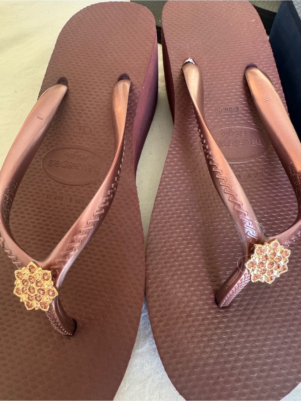 Vintage Havaianas wedge flip-flops embellished with Swarovski crystals. Size 6